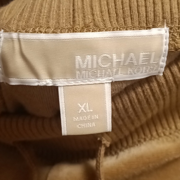 FINAL PRICE MICHAEL MICHAEL KORS tan pantsuit w gold hardware XL - Picture 15 of 15